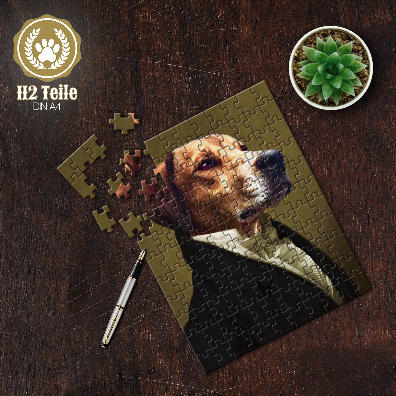 Haustierpuzzle von einem Hund auf einem dunklem Tisch