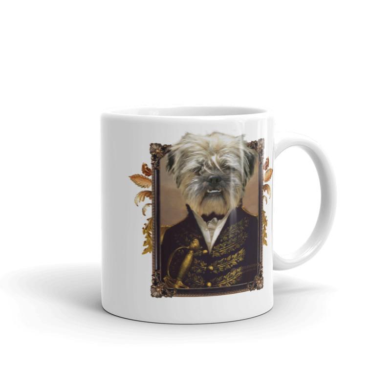 Haustier Tasse von kleinem wuscheligen Hund